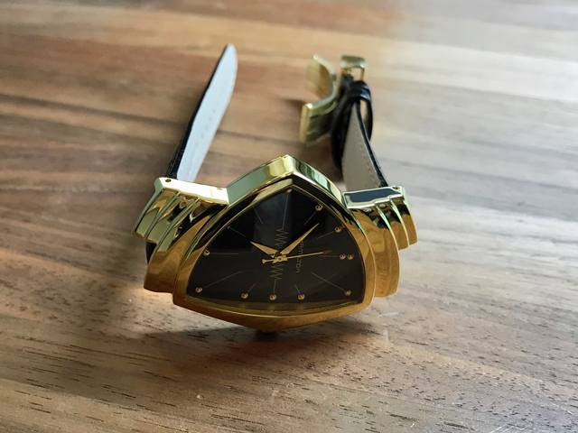 ハミルトン・ベンチュラ H24301731 正規品　腕時計