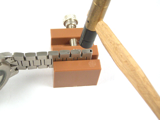 H695.325.105 ジャズマスターオートクロノ専用ステンレスベルト